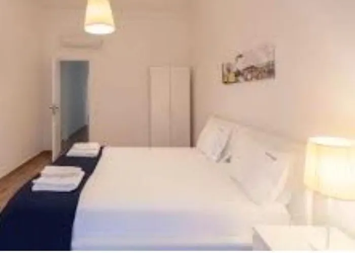 Locations * ラゴス