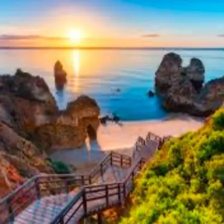 Locations Δωμάτια σε οικογενειακή κατοικία